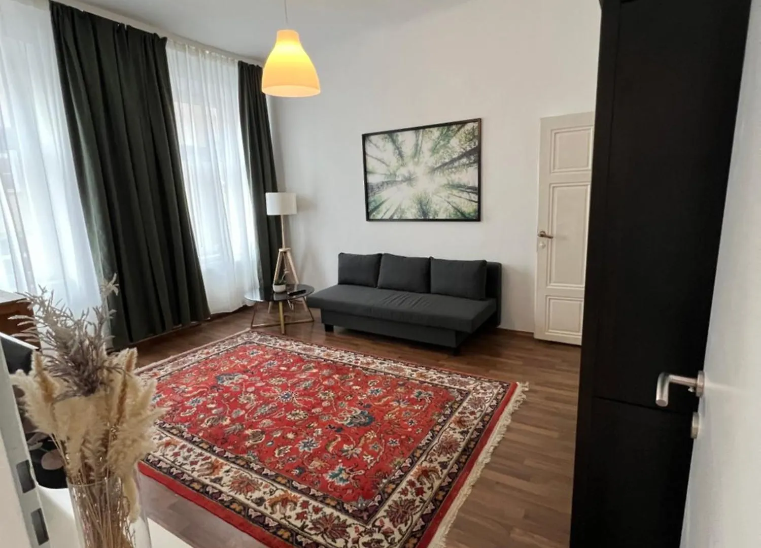 Charming New Apartment In Vienna Next To Stadthalle